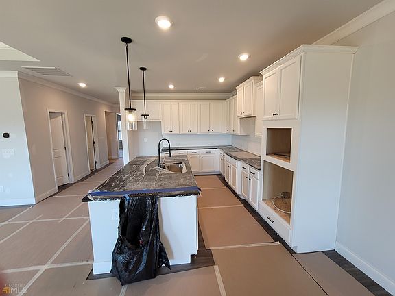 2nd image of 4515 Cedar Oak Ct SW