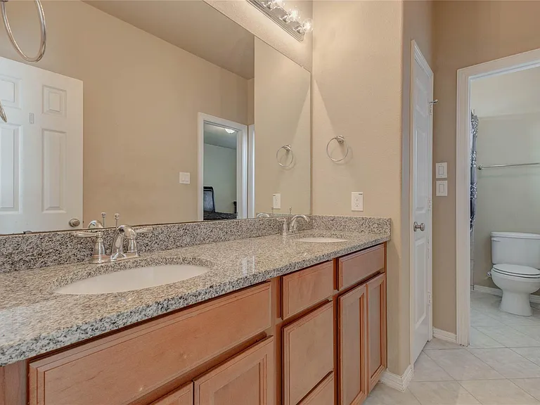 27810 Yorkshire Brook Ln — Photo 31