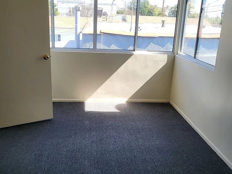 3627 Santa Ana St — Photo 13