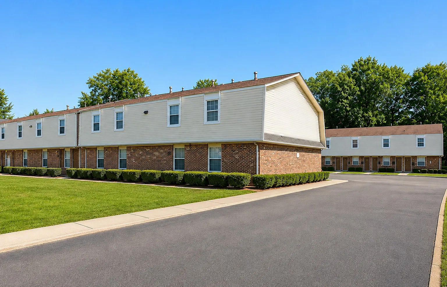 Red Oak Apartments — Photo 4