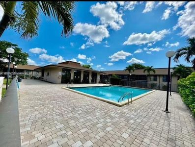 5773 Washington St APT J22, Hollywood, FL, 33023