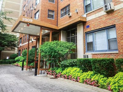 2909 N Sheridan Rd APT 1611, Chicago, IL, 60657