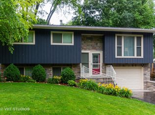 8420 Ramble Rd, Wonder Lake, IL 60097