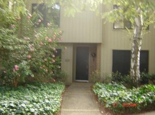 2272 Swarthmore Dr, Sacramento, CA 95825