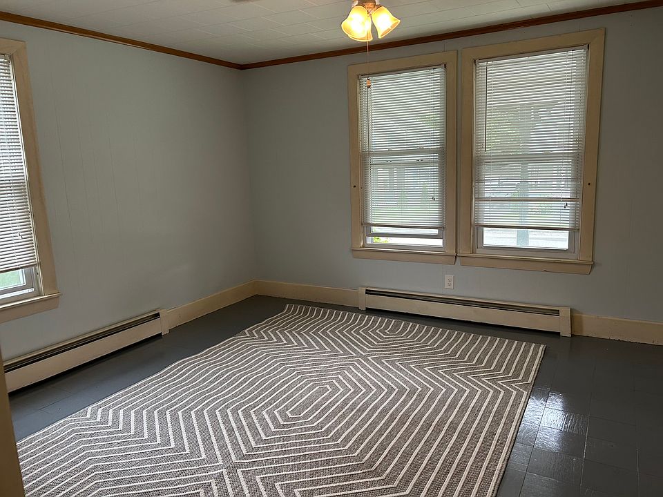 living room or second bedroom