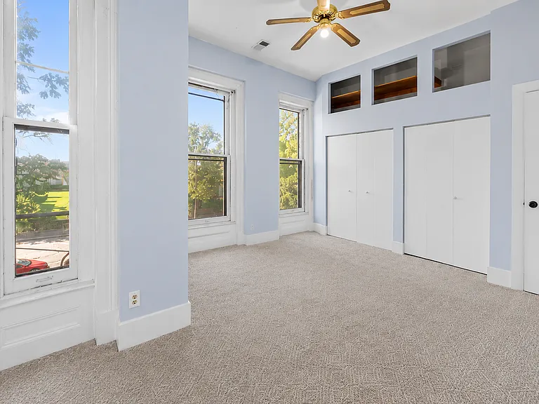 1135 S 1st St #5 — Photo 3