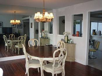 4th image of 3824 Saint Johnswood Dr