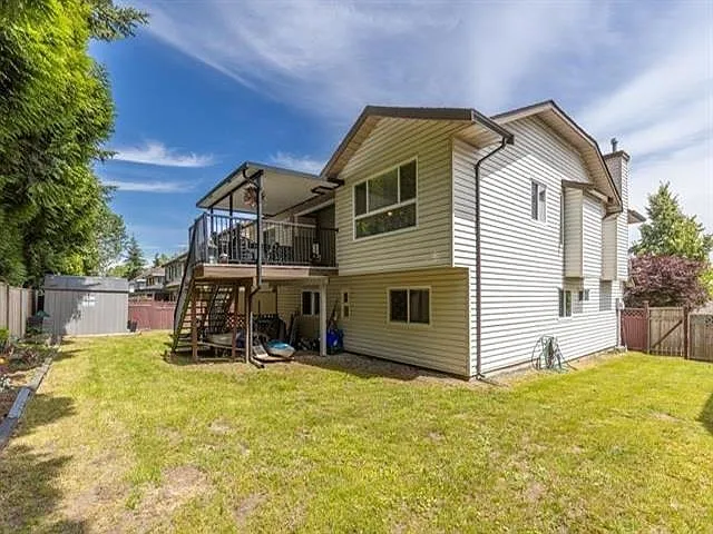 82XX 167a St #UPPER — Photo 13