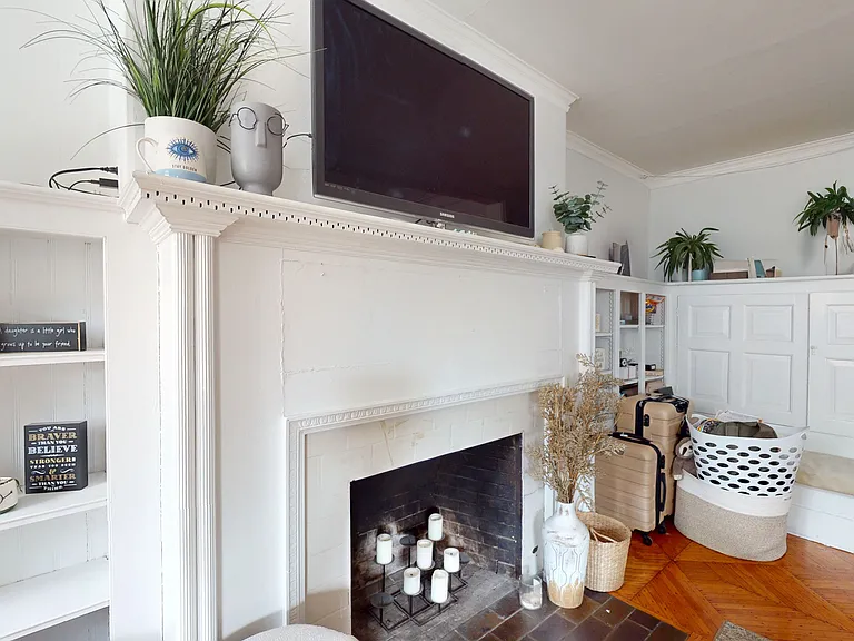 467 Beacon St #2 — Photo 6