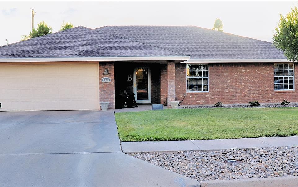 1st image of 3706 Bandolina Ave