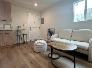5226 1/2 Tilden Ave, Sherman Oaks, CA 91401