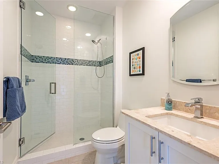 1030 3rd Ave S #504 — Photo 9