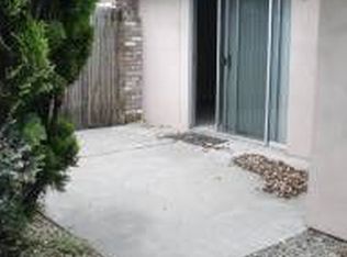6886 Westmoreland Way, Sacramento, CA