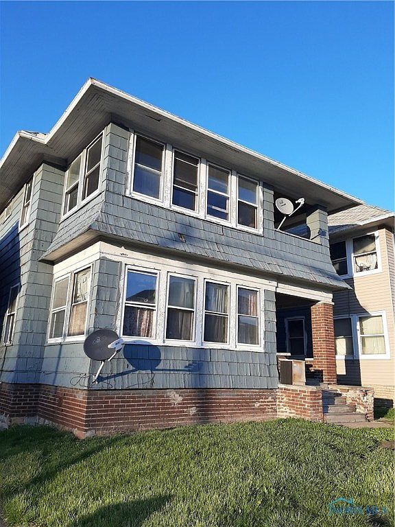 2758 Monroe St, Toledo, OH 43606 Zillow