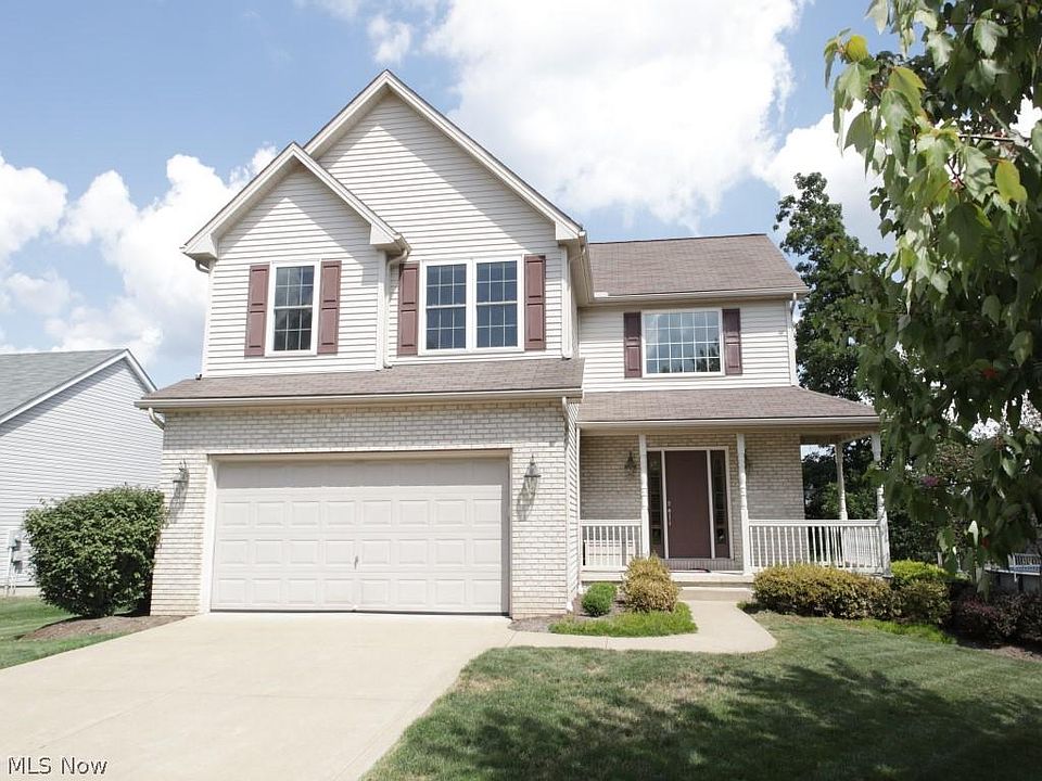 1st image of 323 Chandler Ct