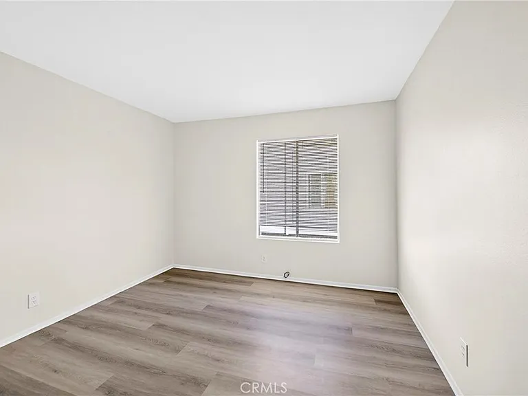 2324 Lillyvale Ave #143 — Photo 7