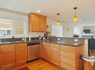 9202B Interlake Ave N, Seattle, WA 98103