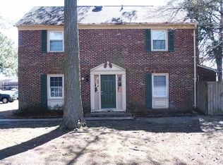 396 Circuit Ln UNIT F, Newport News, VA 23608