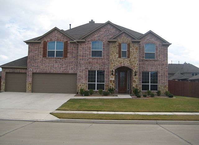 1st image of 2260 Gulfstream Dr
