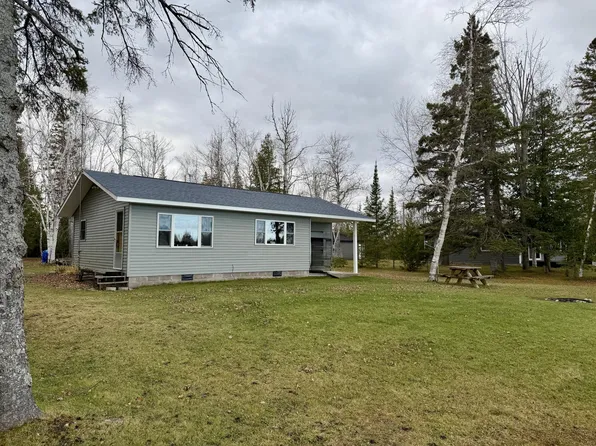 7900 Grand Point Rd, Presque Isle, MI 49777