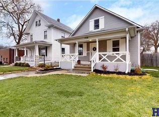 1728 Sumner St, Lincoln, NE 68502