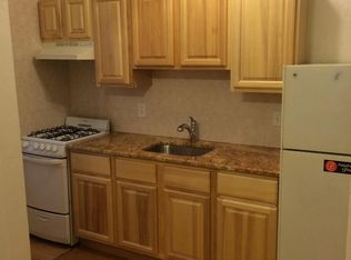 158 N 21st St #1R, Philadelphia, PA 19103