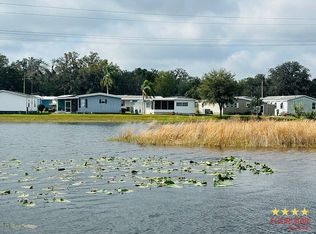 11 Granada Ln, Leesburg, FL 34748