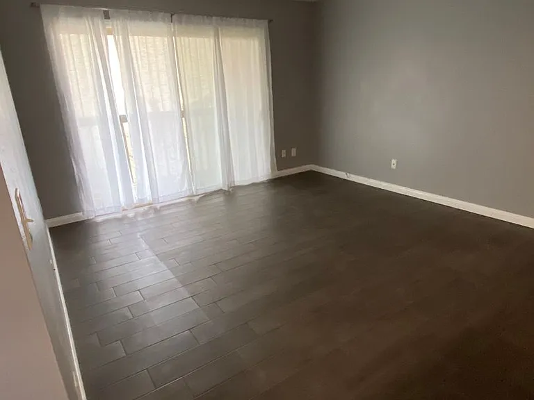 6052 Rancho Mission Rd #400 — Photo 12