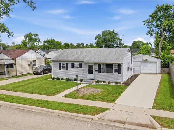 187 Pat Ln, Fairborn, OH 45324
