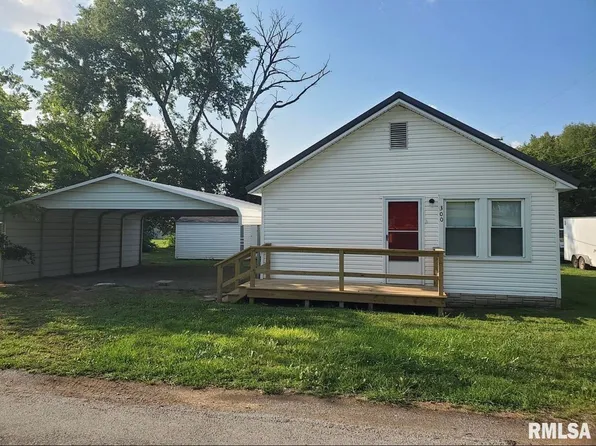 300 Center St, Freeman Spur, IL 62841