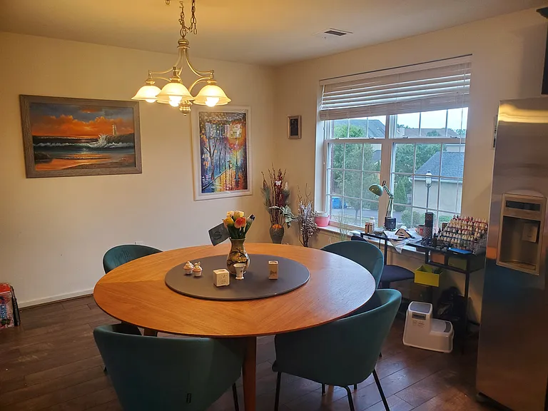 3894 Ashland Dr — Photo 6