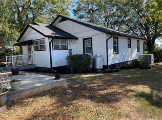 695 Windmill Hill Rd, Inman, SC 29349