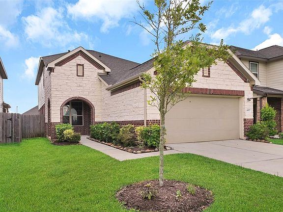 2nd image of 6877 Dogwood Cliff Ln