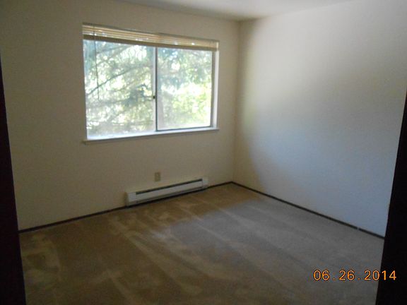 4th image of 20814 74th Ave W APT B