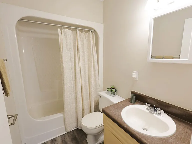 Full Bathroom with Bathtub