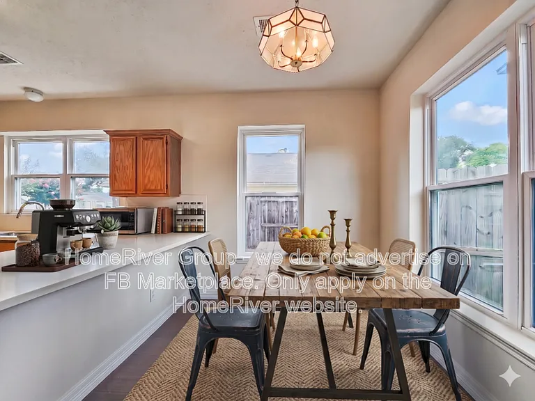 9343 Starfire Ln — Photo 2