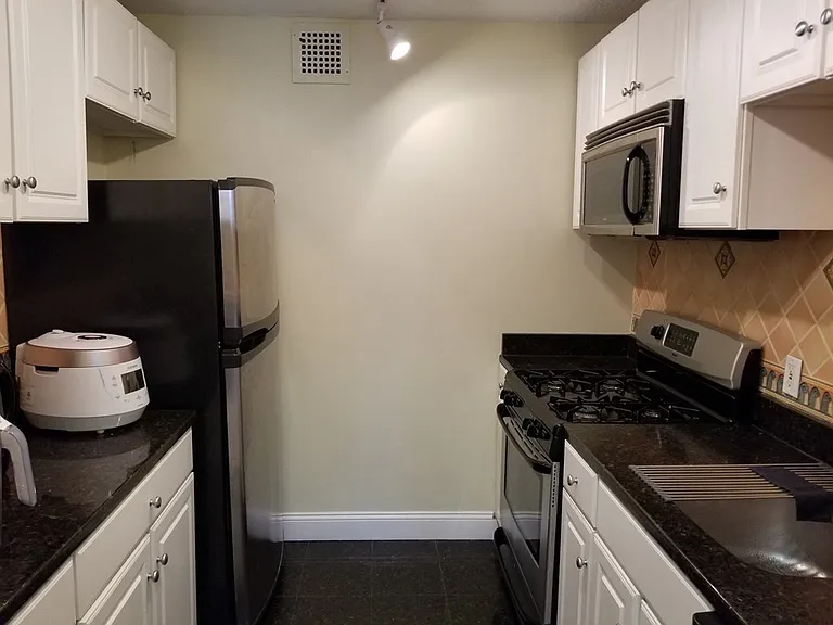 44 Washington St #601 — Photo 5