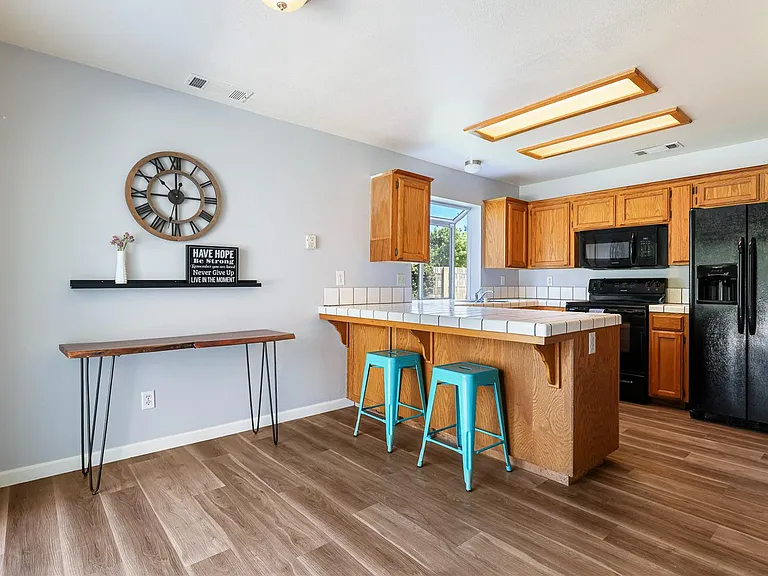 8735 N Cedar Ave #109 — Photo 10