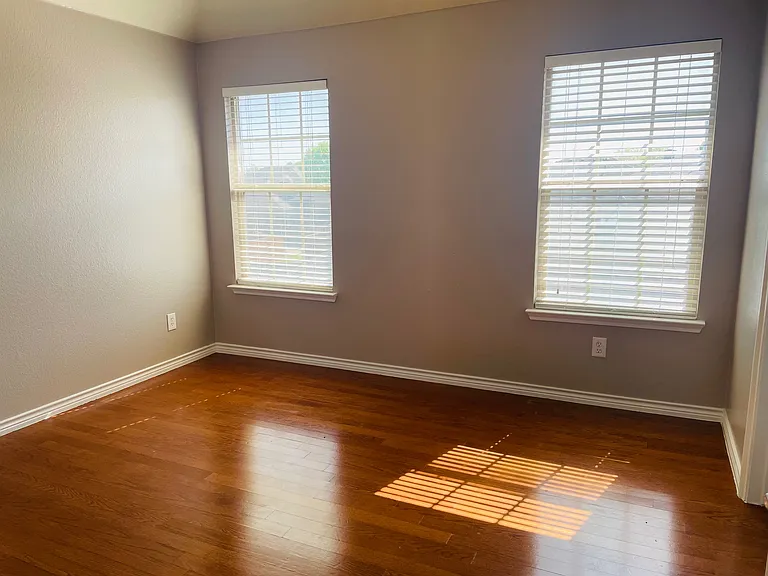 5936 Chisholm Trl — Photo 22