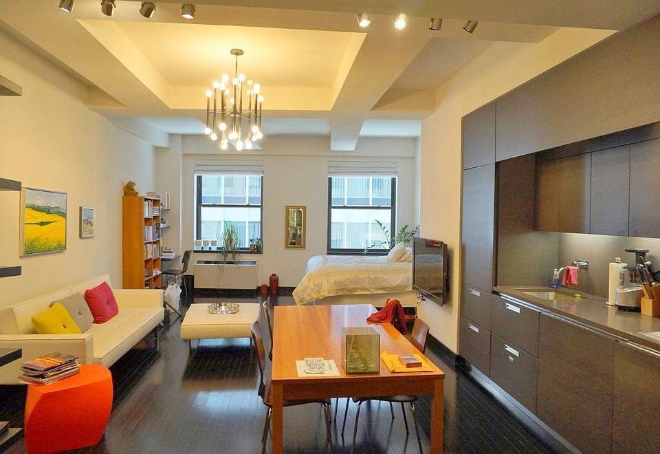 1st image of 18-20 Pine St #2013