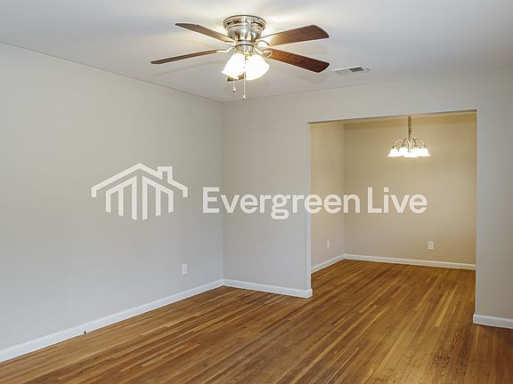 3rd image of 2620 Rockwell Rd NW