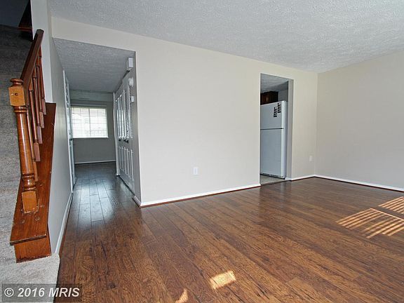 5th image of 142 Sandalwood Ct