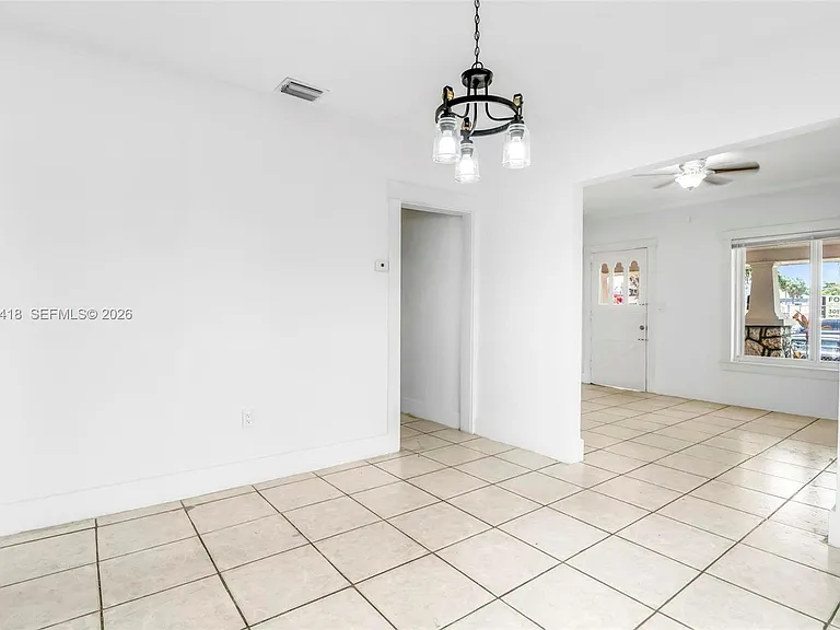 1243 SW 3rd St — Photo 14