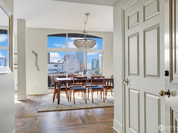 1017 Minor Avenue #1403, Seattle, WA 98104