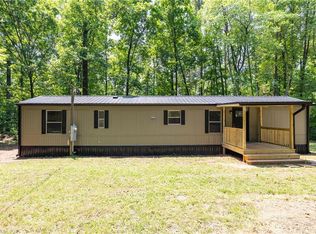 248 Shady Grove Rd, Eden, NC 27288