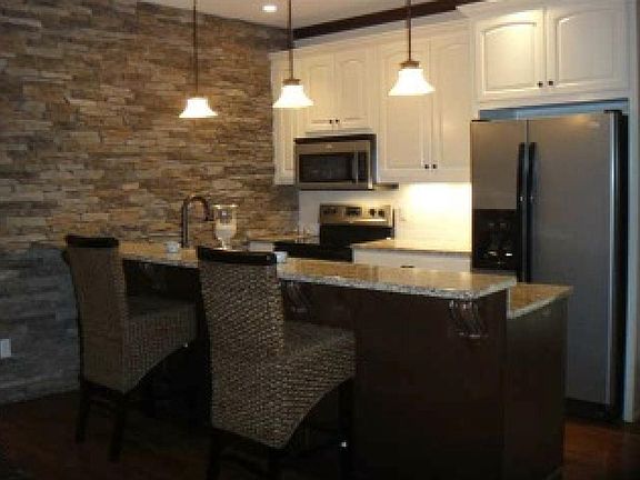 2nd image of 507 James Blvd