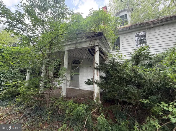 15 Retreat Rd, Vincentown, NJ 08088