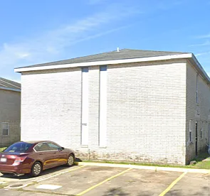 1 bed, 1.5 bath, 800 sqft, $850 — Photo 2