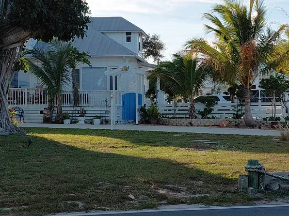 11107 S Indian River Dr, Fort Pierce, FL