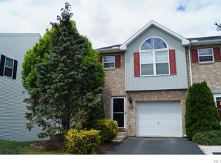 4197 Cheyenne Ct, Schnecksville, PA 18078